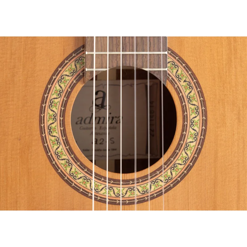Guitarra Clásica Admira A2 Serie Artesanía Satinada