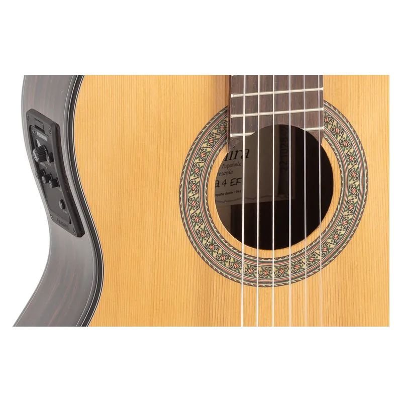Guitarra Clásica Admira A4 Electrificada Con Fishman Serie Artesanía