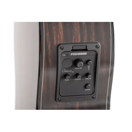 Guitarra Clásica Admira A4 Electrificada Con Fishman Serie Artesanía