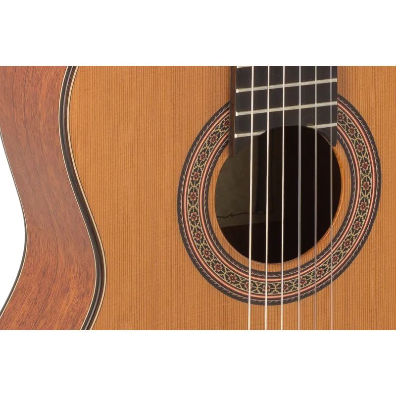 Guitarra Clásica Admira A40 Satinada Serie Artesanía