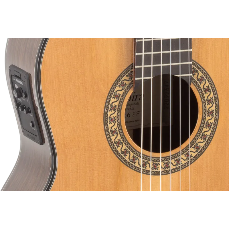 Guitarra Clásica Admira A6 Electrificada Con Fishman Serie Artesanía