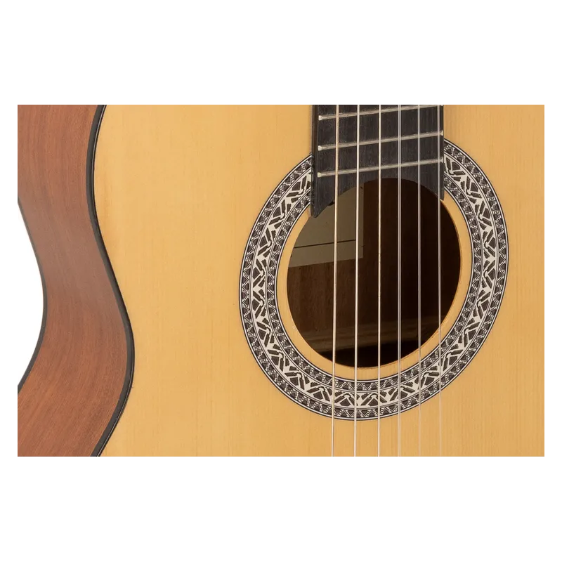 Guitarra Clásica Admira Alba 4/4 Serie Iniciación Satinada