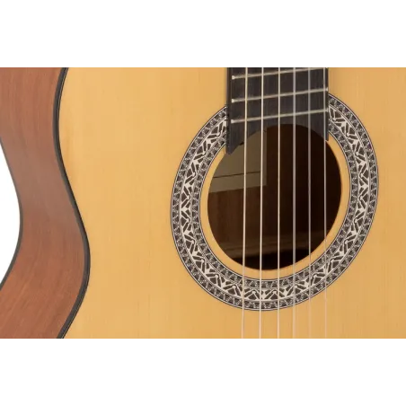 Guitarra Clásica Admira Alba 4/4 Serie Iniciación Satinada