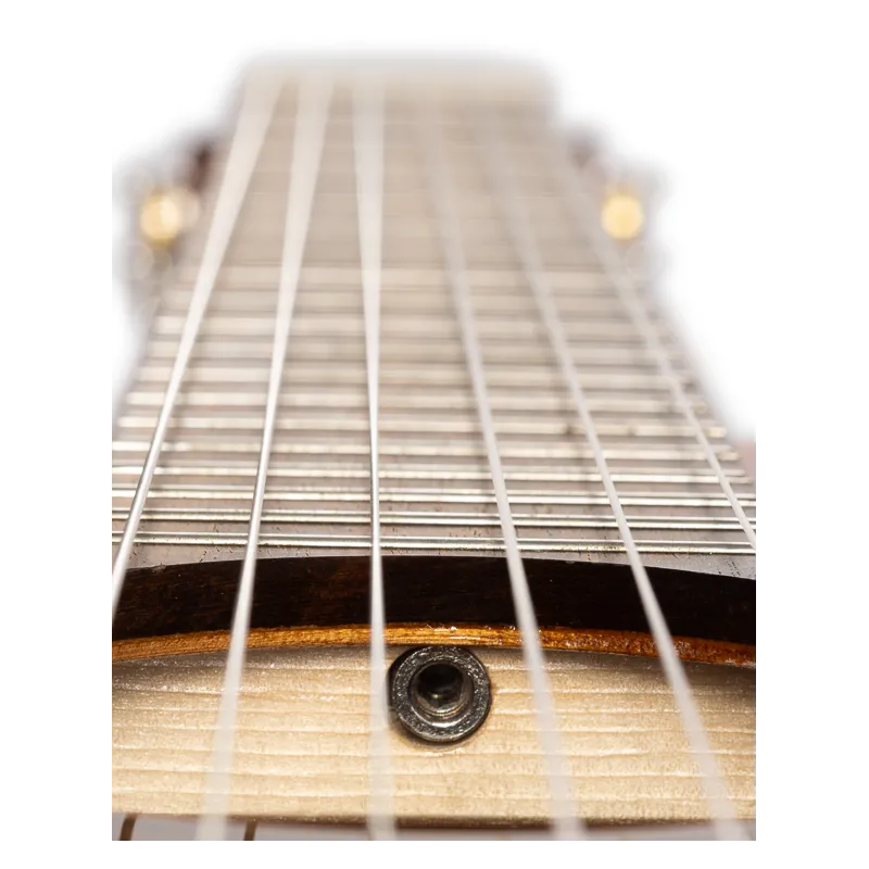 Guitarra Clásica Admira Granada Electrificada Fishman Cutaway Estrecha Serie Conservatorio