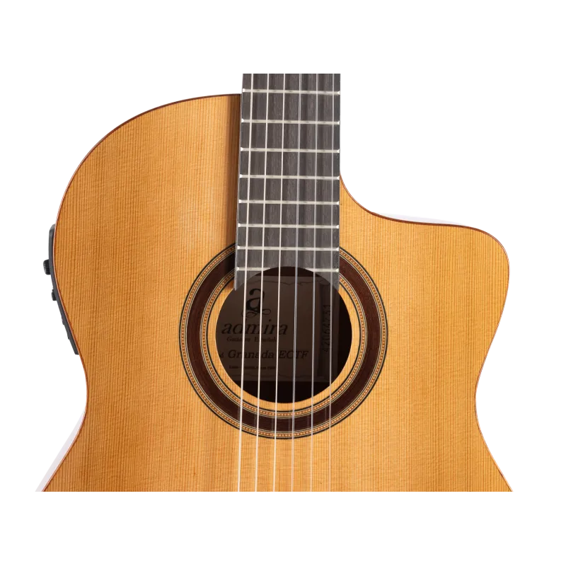 Guitarra Clásica Admira Granada Electrificada Fishman Cutaway Estrecha Serie Conservatorio