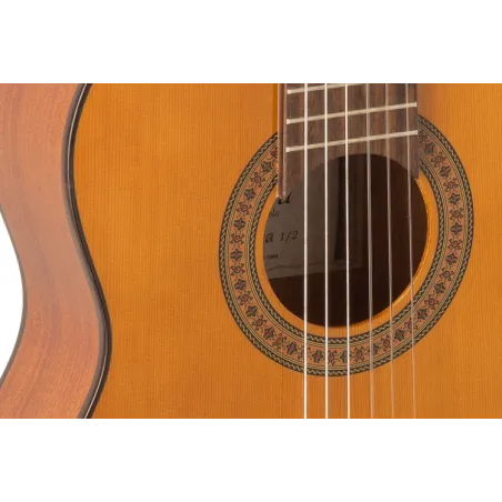 Guitarra Clásica Admira Juanita 1/2 Serie Estudio