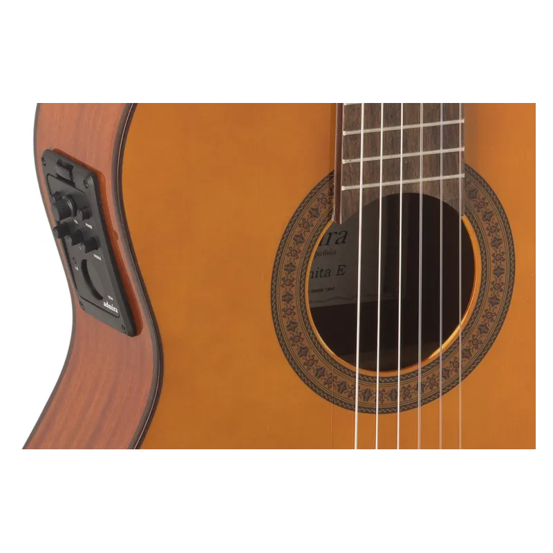 Guitarra Clásica Admira Juanita Electrificada Eq6 Serie Estudio