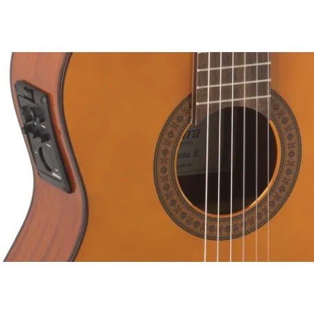 Guitarra Clásica Admira Juanita Electrificada Eq6 Serie Estudio