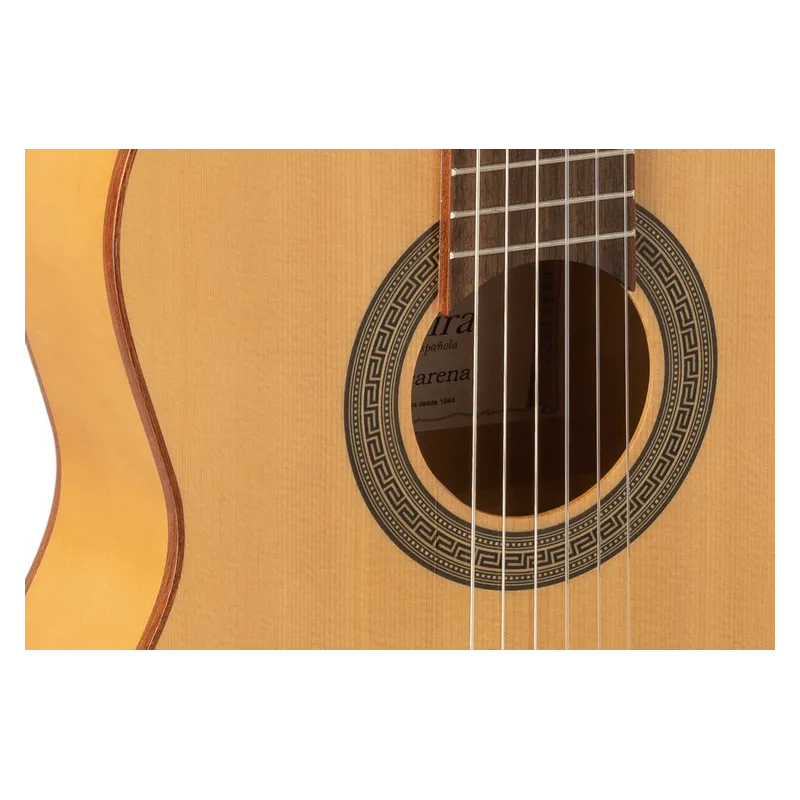 Guitarra Clásica Admira Macarena Serie Flamenco