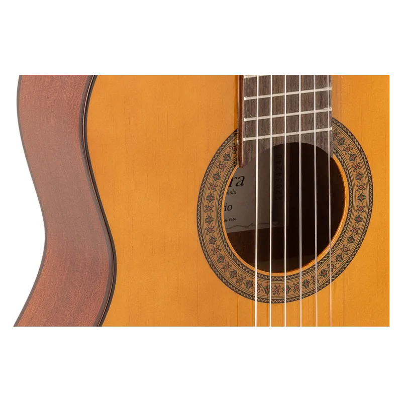 Guitarra Clásica Admira Rosario Serie Estudio