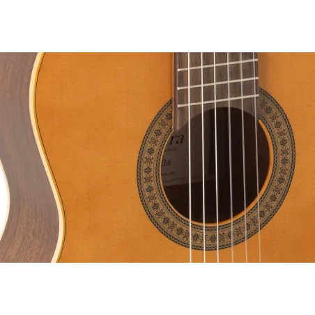 Guitarra Clásica Admira Sevilla Serie Estudio