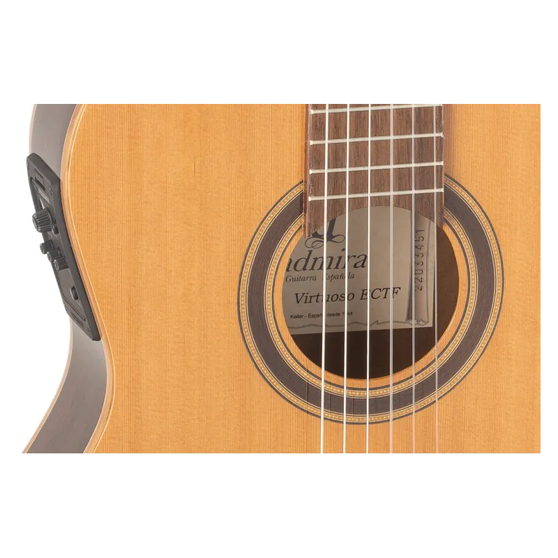 Guitarra Clásica Admira Virtuoso Electrificada Fishman Cutaway Serie Conservatorio