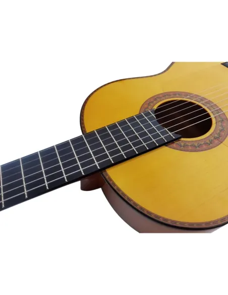 Guitarra Flamenca ATF?17BA Color Miel Ciprés con Tapa de Abeto Maciza